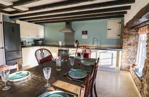 Bellingham Cabaña | Rose Hip Cottage