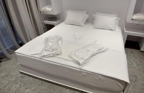 Tinos Apartamento | Rose n Stone, Prince, Luxury Houses