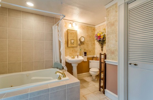 Carter Riverside Cama Y Desayuno | Rose of Sharon Room