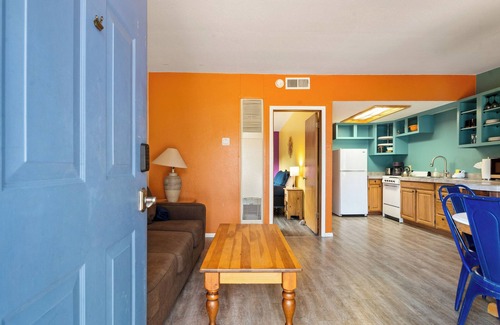 Moab Casa | Rose Tree