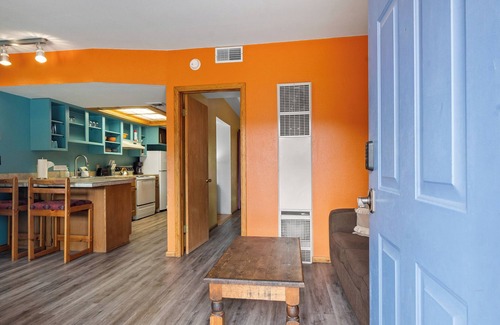 Moab Casa | Rose Tree