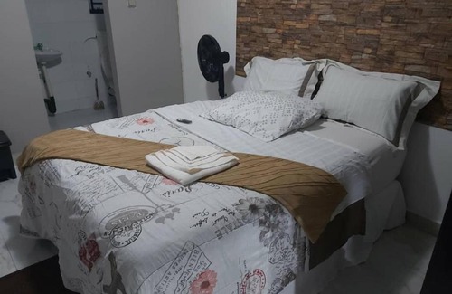 Lusaka Cama Y Desayuno | Rosebel Garden lodge - Villa Corner