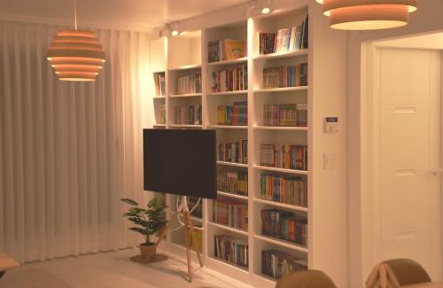 Seo-Gu Casa | RoseBrickHouse