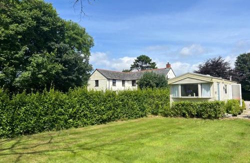 Rosudgeon Casa | Rosebud Flower Farm Caravan