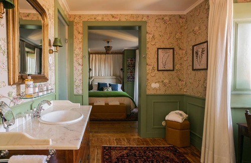 Sintra Casa | Rosegarden Essence Sintra