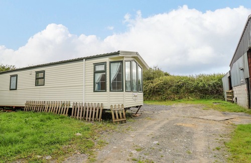 Llanfyrnach Cabaña | Rosehaven