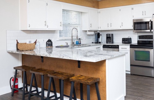 Clemson Casa | Rosehill Villa at Clemson Botanical Gardens