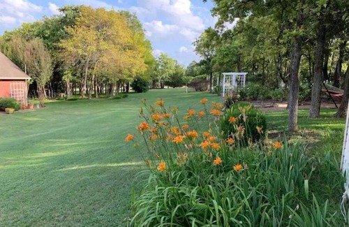 Paradise Cabaña | Rosemeade Cottage