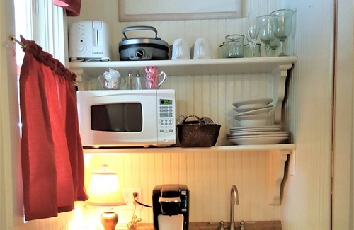 Downtown Little Rock Cabaña | Rosemont B&B Cottages