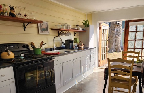 Downtown Little Rock Cabaña | Rosemont B&B Cottages