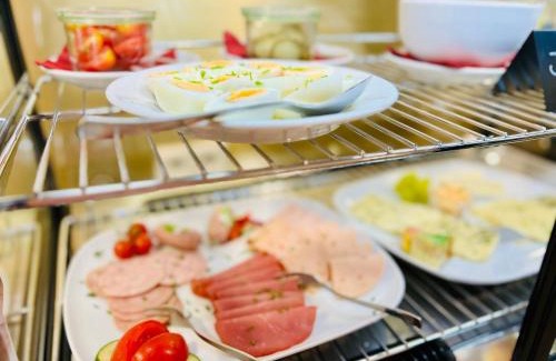 Fuerth Apartamento | Rosengarten Apartments Fürth, Moderne Serviced Apartments in Citylage, ganze Ferienwohnung 50 m2, nahe Nürnberg, Metro, Sauna