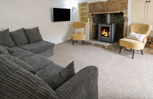 Cromford Casa | ROSEVILLE, pet friendly, character holiday cottage in Cromford