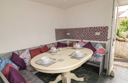 Cromford Casa | ROSEVILLE, pet friendly, character holiday cottage in Cromford
