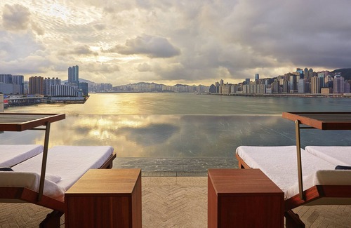 Tsim Sha Tsui Hotel | Rosewood Hong Kong