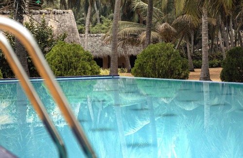 Etalai Cabaña | Roshanne Beach Resort