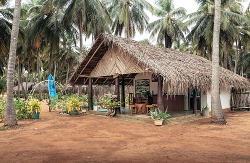Etalai Cabaña | Roshanne Beach Resort