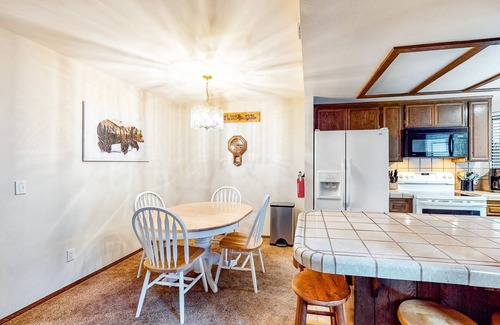 Summit Estates Condominio | Rosie's Hideaway #331