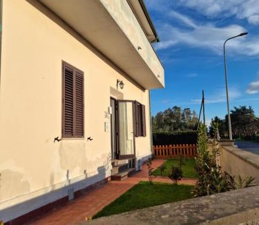 Vada Apartamento | Rosignano Marittimo Rosa Bianca