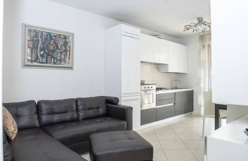 Marebello Apartamento | Rosmini Serbati