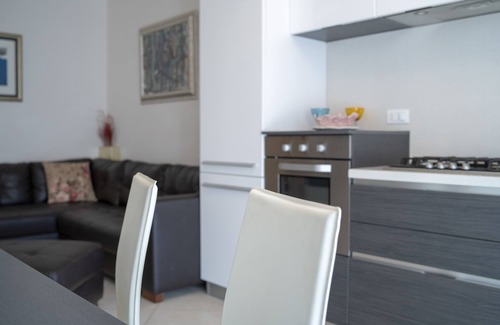 Marebello Apartamento | Rosmini Serbati