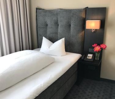 Stuttgart Hotel | ROSS Hotel nähe Messe Stuttgart