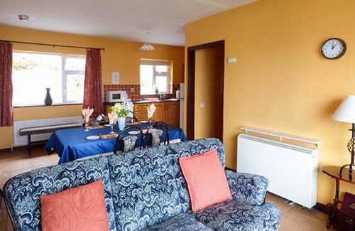 Kilnabrack Upper Cabaña | Rossbeigh Beach Cottage No 4