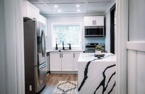 Muskoka Lakes Casa | Rosseau Retreat With Hot Tub