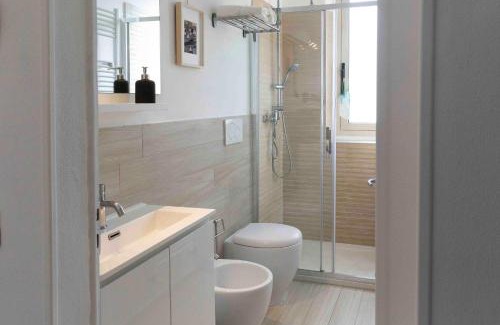 Reggio nell'Emilia Apartamento | ROSSENA HOME tranquillo appartamento, con giardino, vicino al centro ed all'Ospedale Santa Maria Nuova SMN
