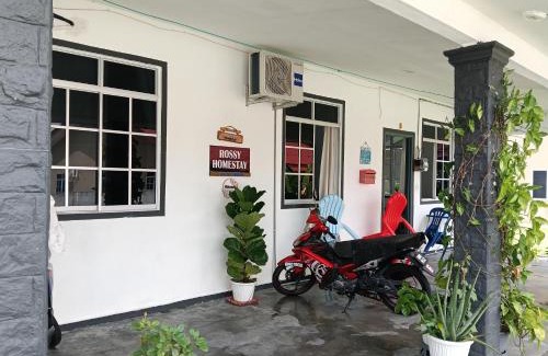 Bukit Hantu Casa | Rossy Homestay