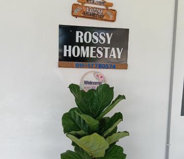 Bukit Hantu Casa | Rossy Homestay