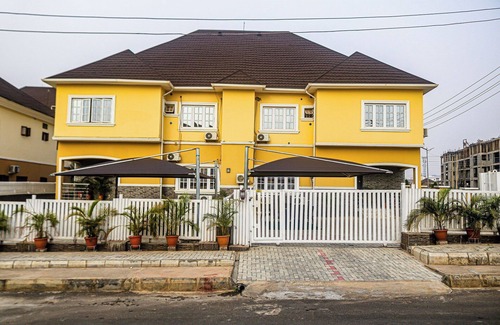 Abuja Apartamento | ROSSY'S APARTMENTS