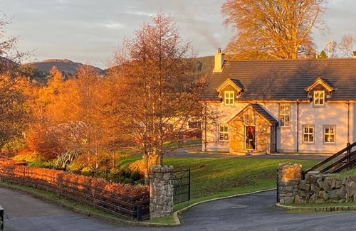 Newry Casa | Rostrevor Valley House -Mountainside Hot Tub View