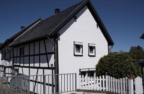 Kommern Casa | Rosy times, vacation in a half-timbered house - 4-Bett-Ferienhaus Rosige Zeiten