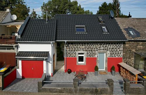Kottenheim Casa | Rotes Bienenhaus
