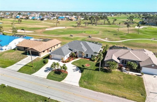Rotonda Heights Casa | Rotonda Palms - Amazing, Golf course, Pool, Spa, Convenient to everything!