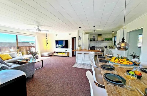 Rotorua Casa | Rotorua Paradise,heated pool,2×65" TVs,now 30% off