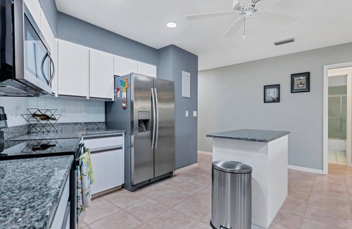 Pebble Beach Casa | Rotunda West Private Pool House 7 miles from Gulf Beaches