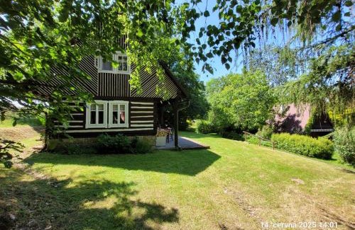 Rovensko pod Troskami Apartamento | Roubenka pod javorem