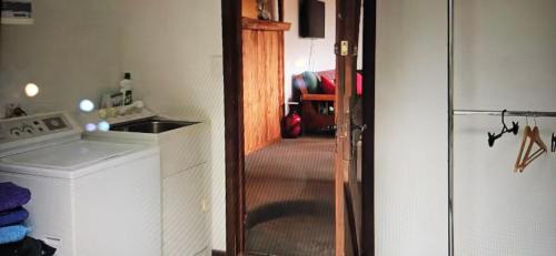 Rotorua District Casa | Rough Meadows - MTB Haven & Good Vibes Retreat