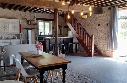 Avaray Cama Y Desayuno | Roulotte à la Ferme de l'Isle