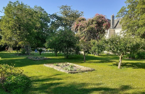 Beaulieu-les-Loches Cabaña | Roulotte au Bord de L'eau, Près des Châteaux de Loire