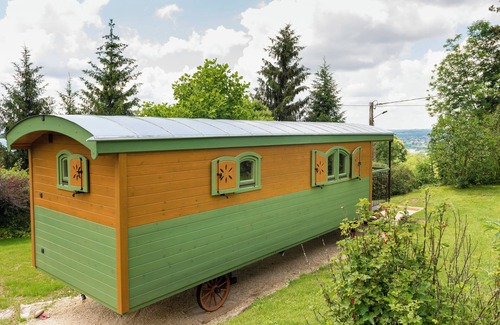 Coublevie Chalet De Esquí | Roulotte AU Paradis DES Animaux
