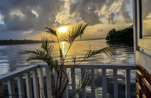 Isla Bastimentos Casa | Round The Point Bungalow