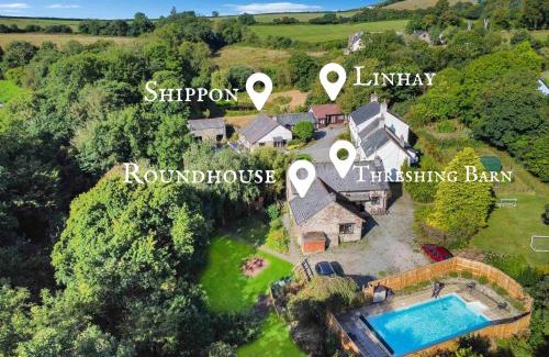 Swimbridge Casa | Roundhouse, Nr Barnstaple with outdoor seasonal pool, free wifi and on-site parking