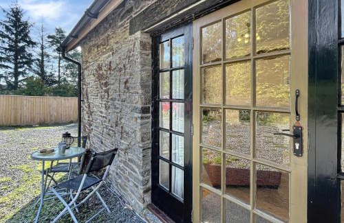 Swimbridge Casa | Roundhouse, Nr Barnstaple with outdoor seasonal pool, free wifi and on-site parking