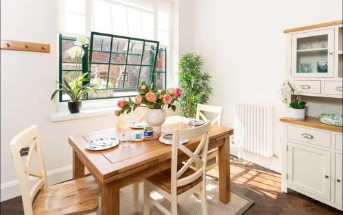 Rousdon Casa | Rousdon Mist
