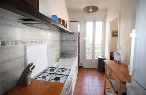 Quartier Administrations Apartamento | Roussy Nîmes Romaine