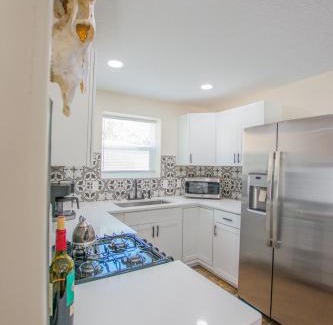 Pueblo Alto Apartamento | Route 66 Retro Retreat