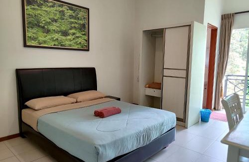 Tanah Rata Casa | Rovers Inn Guesthouse - Age 11 And Above Only