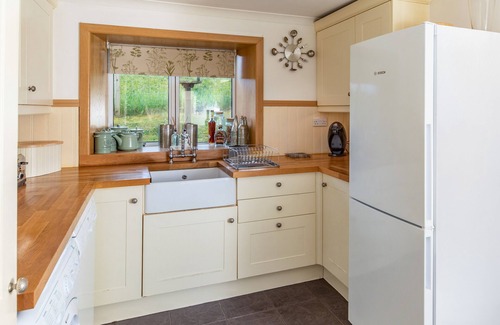 Breakish Casa | Rowan Tree - Breakish